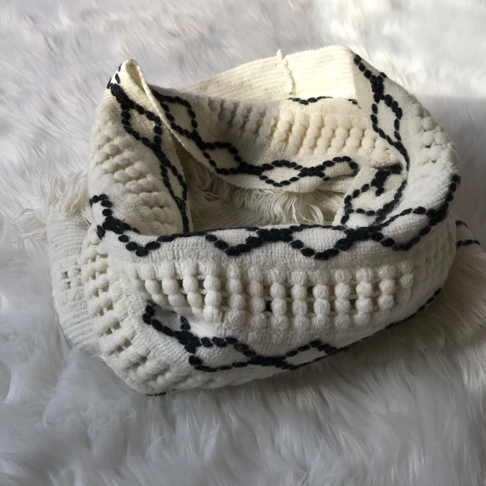 infinity scarf